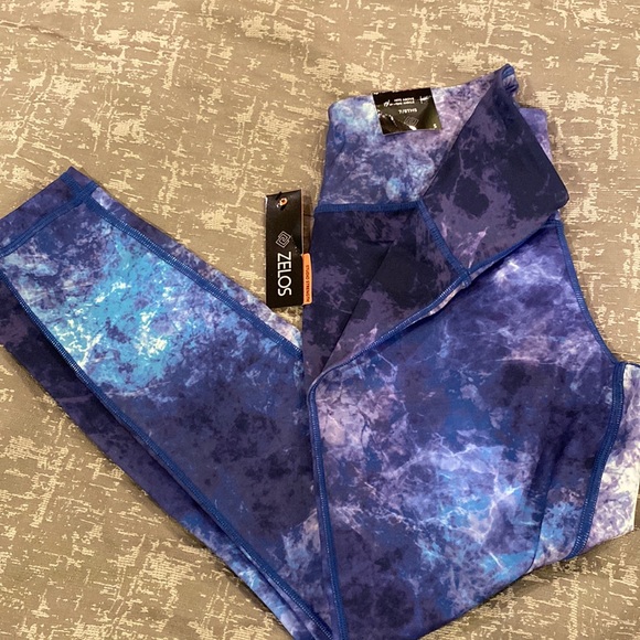 ZELOS Pants - Zelos Studio Strength 7/8THS Hits Above the Ankle Size Small Womens Legging